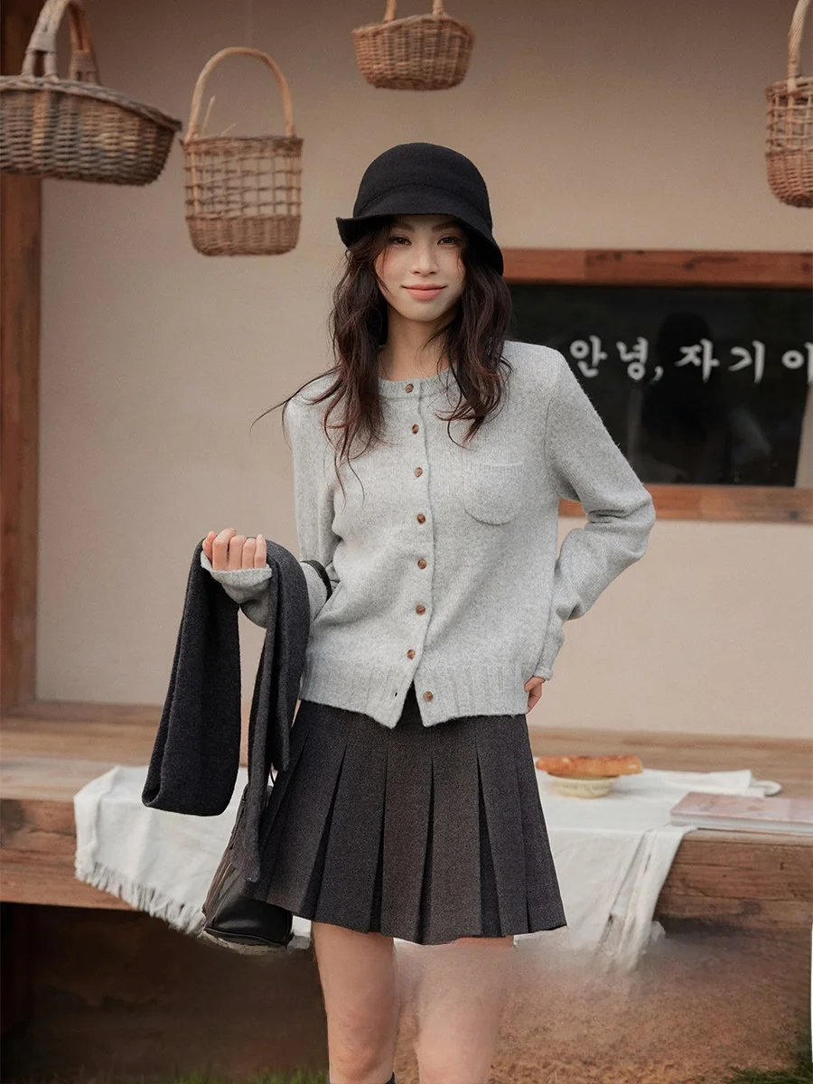 Ximen 2025, новый зимний корейский свободный свободный кардиган с открытыми глазами, женский удобный дышащий длинный светящийся ру...
Ximen 2025, новый зимний корейский свободный свободный кардиган с открытыми глазами, женский удобный дышащий длинный светящийся ру...