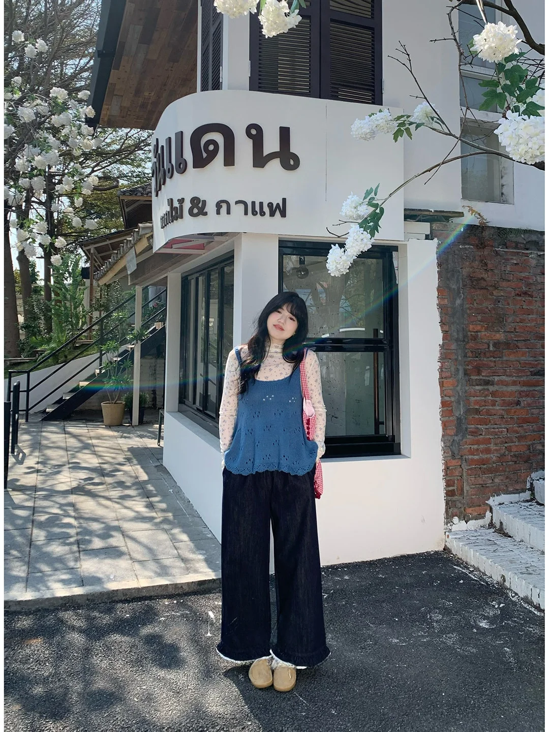 Loose Fit plus Size Women's Denim Jeans Floral Trim Loose Deep Blue Casual Sle Spring Faion l Waist Design
Loose Fit plus Size Women's Denim Jeans Floral Trim Loose Deep Blue Casual Sle Spring Faion l Waist Design