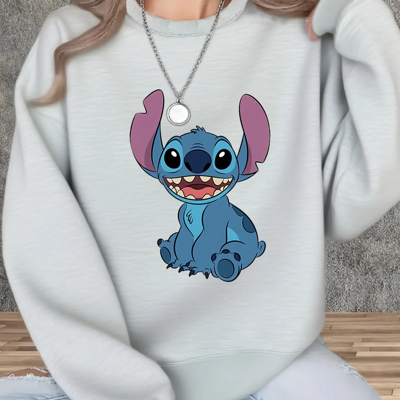 Свитер-пуловер Disney Stitch, модный негабаритный свитер унисекс с круглым вырезом, осенне-зимний флисовый повседневный уличный свитер
Свитер-пуловер Disney Stitch, модный негабаритный свитер унисекс с круглым вырезом, осенне-зимний флисовый повседневный уличный свитер