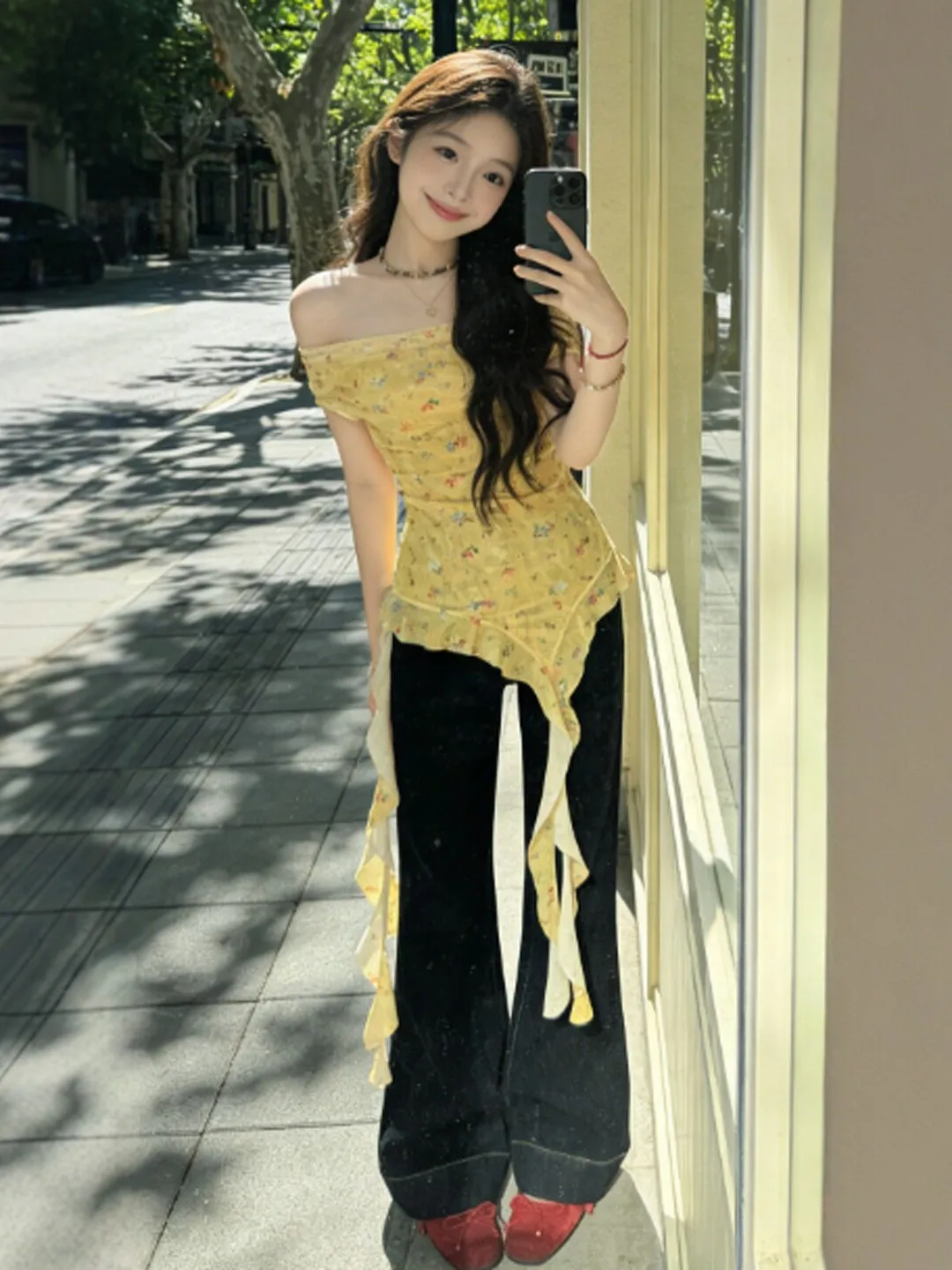 Retro Gentle Style One Shoulder Top Wide Leg Pants Two Piece Set Youthful Combination Full Set Summer 2026 Floral Print
Retro Gentle Style One Shoulder Top Wide Leg Pants Two Piece Set Youthful Combination Full Set Summer 2026 Floral Print
