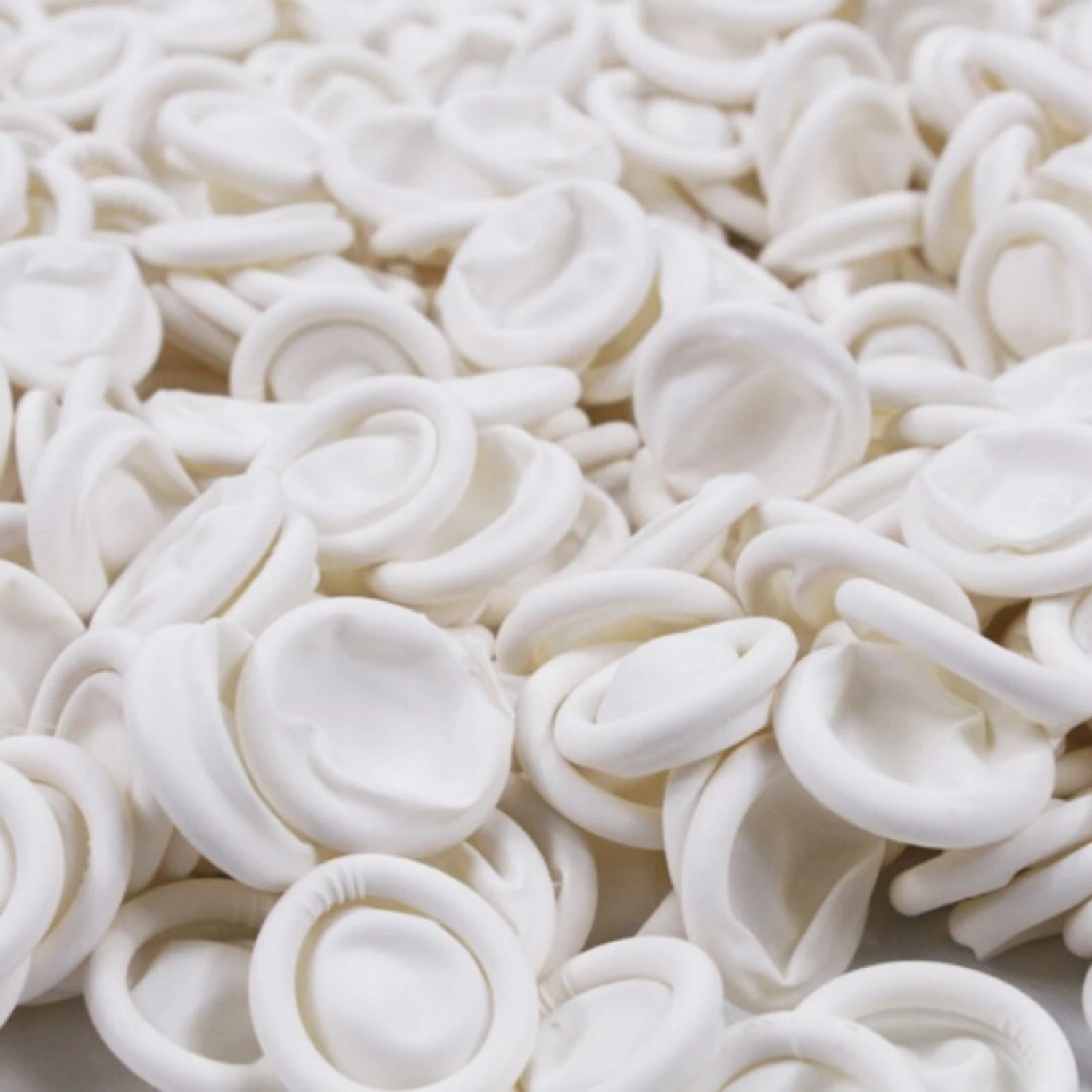 Enhanced Protection Hygienic Clean White Disposable Latex Finger Covers - Anti-Static Embroidered Feature for Premium Safety - P
Enhanced Protection Hygienic Clean White Disposable Latex Finger Covers - Anti-Static Embroidered Feature for Premium Safety - P