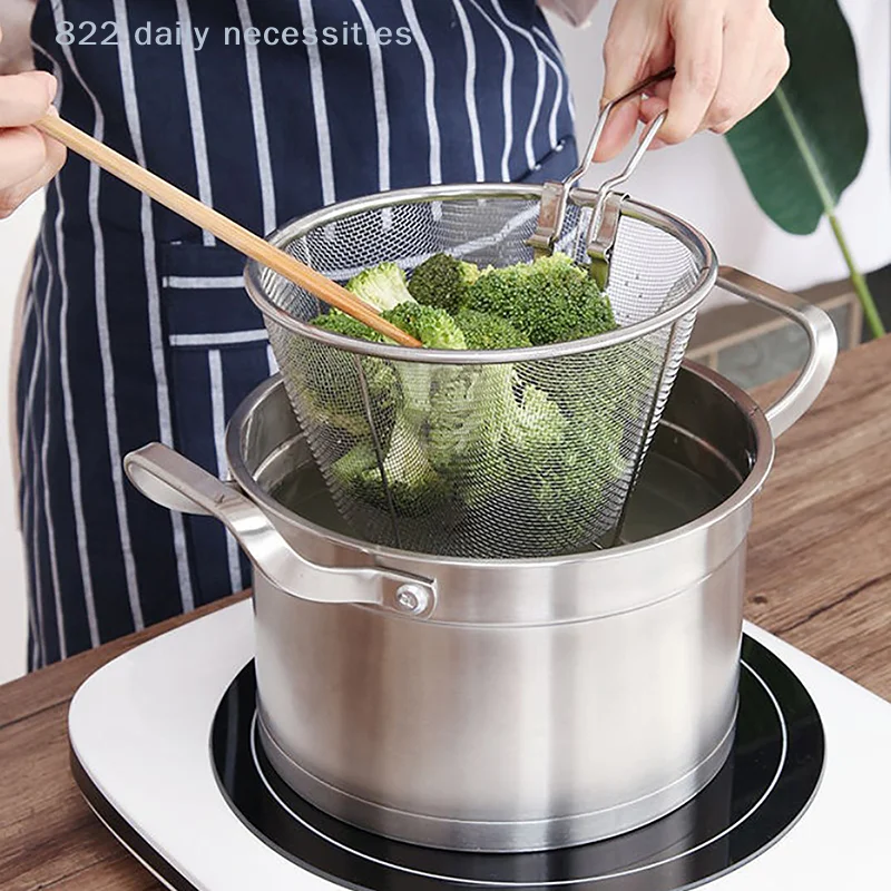 Stainless Steel French Chip Frying Strainer Basket Deep Fry Basket with Handle round Kitchen Fryer Wire Mesh Colander Net
Stainless Steel French Chip Frying Strainer Basket Deep Fry Basket with Handle round Kitchen Fryer Wire Mesh Colander Net