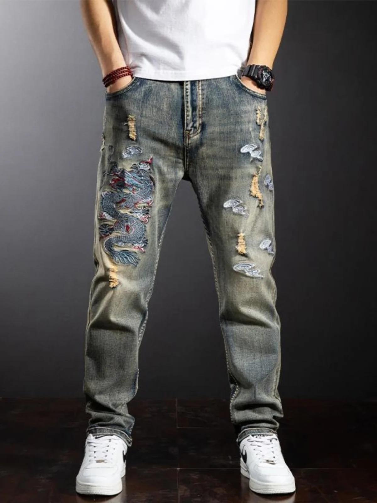 Trendy High-End Dragon Embroidered Men's Straight Leg Stretchy Retro Nostaic Long Jeans Summer Thin Sle Casual Jeans
Trendy High-End Dragon Embroidered Men's Straight Leg Stretchy Retro Nostaic Long Jeans Summer Thin Sle Casual Jeans