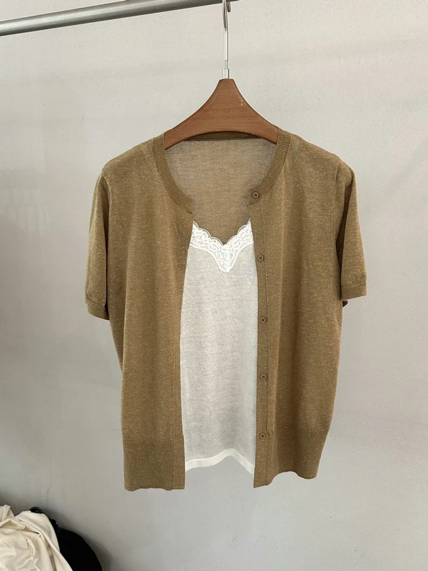 Korean Style Loose Fit Linen Knitted Shirt Women's Simple Slimming Short Sleeve Top UV Protection Casual Summer Fashion
Korean Style Loose Fit Linen Knitted Shirt Women's Simple Slimming Short Sleeve Top UV Protection Casual Summer Fashion