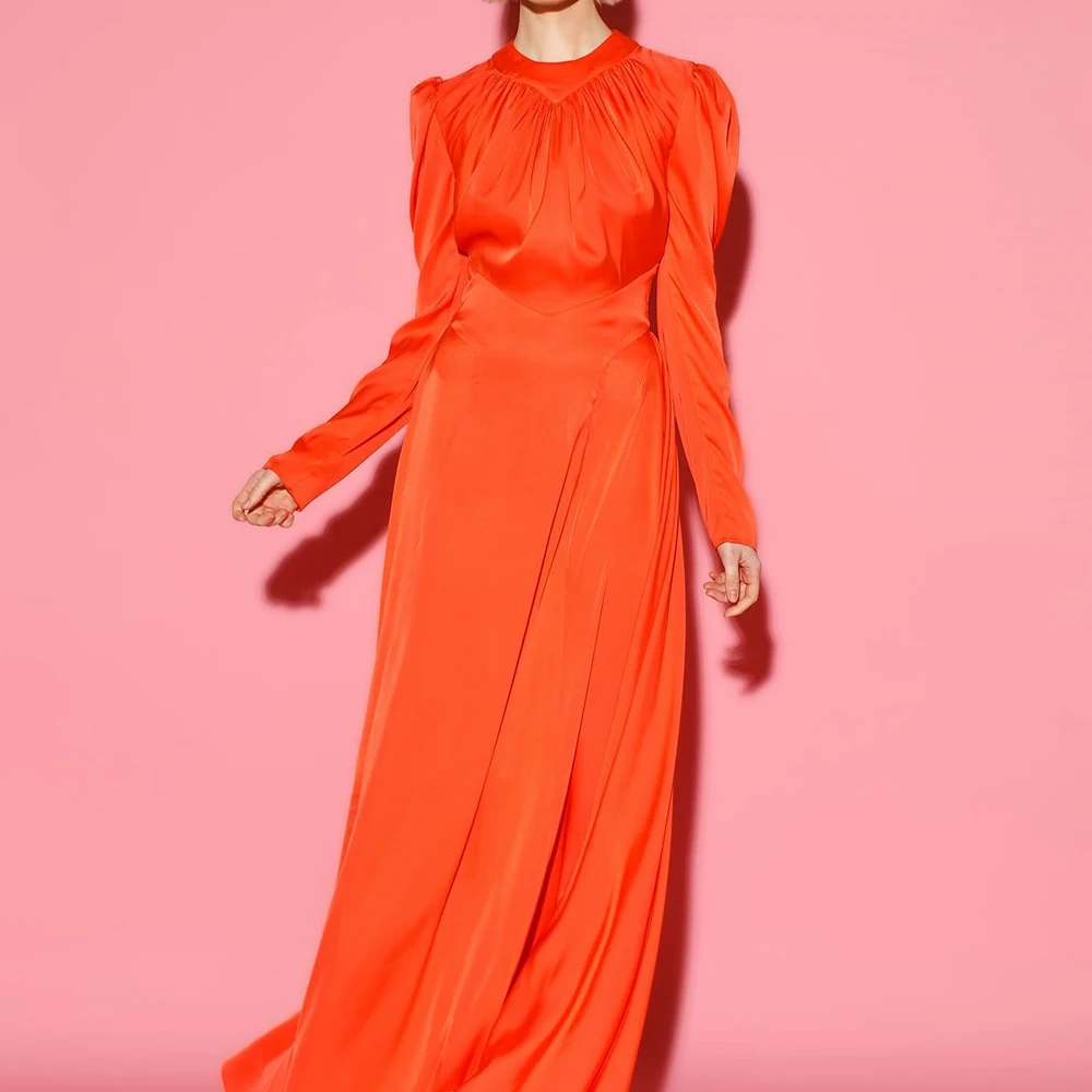 Customized O-neck Long Sleeves Satin Floor Length Straight Evening Dress Temperament Solid Color High Quality Bespoke Occasion G
Customized O-neck Long Sleeves Satin Floor Length Straight Evening Dress Temperament Solid Color High Quality Bespoke Occasion G