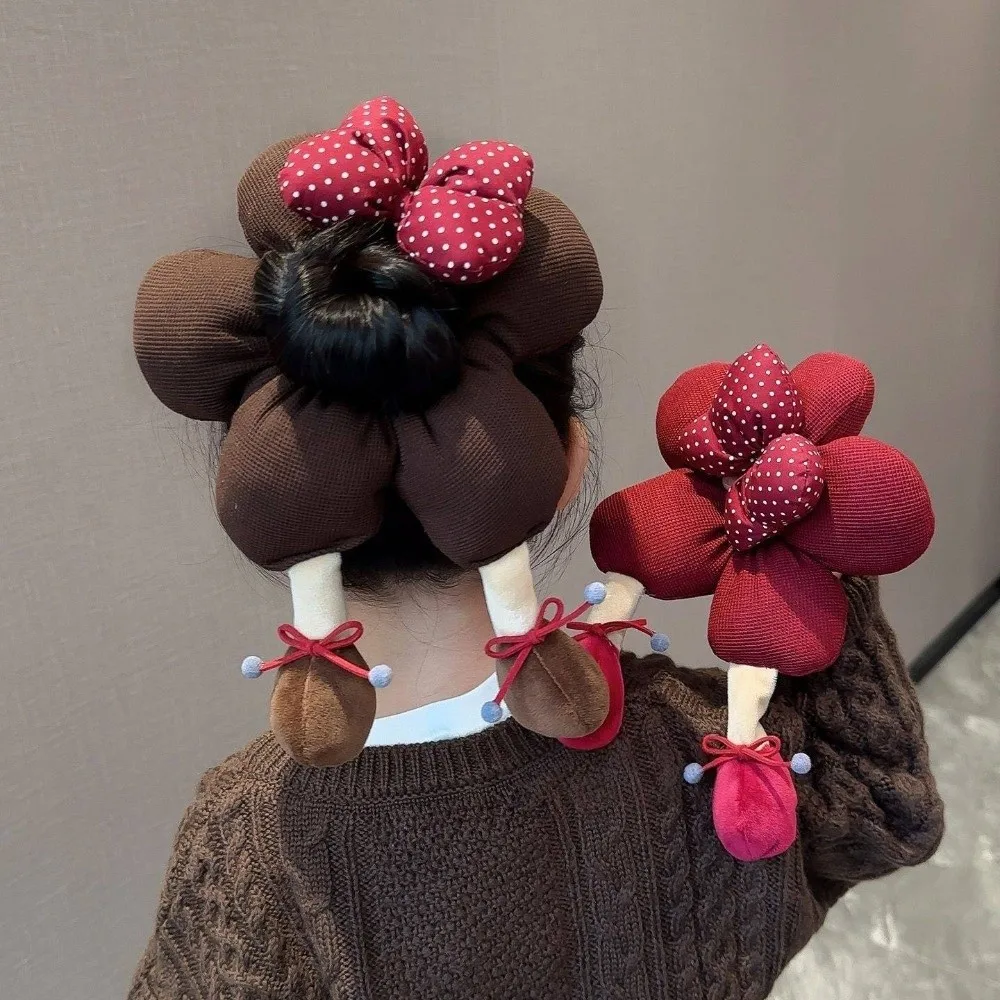 Cartoon Flower Bow Hair Ring Cloth Large Intestine Circle Cotton Filled Scrunchies Headwear Cute Bun Rubber Bands
Cartoon Flower Bow Hair Ring Cloth Large Intestine Circle Cotton Filled Scrunchies Headwear Cute Bun Rubber Bands