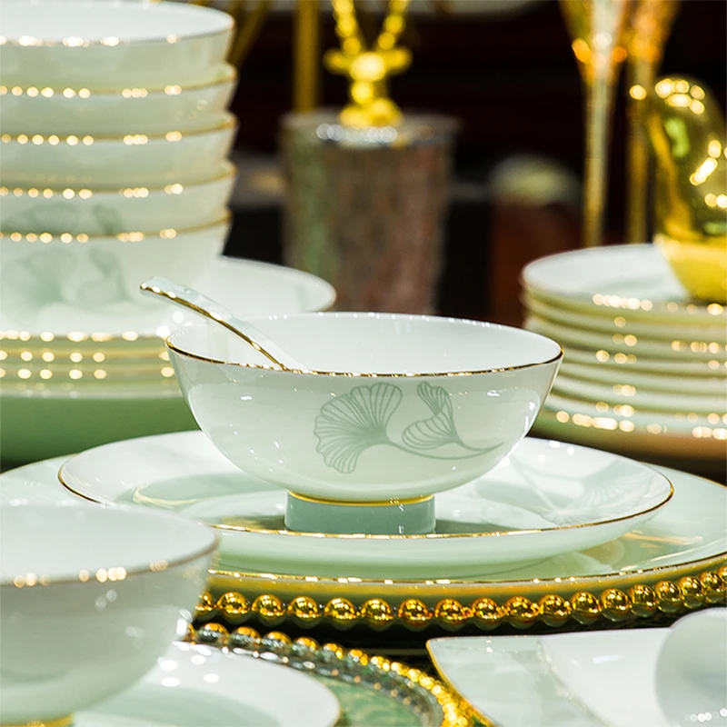 Jingdezhen bone china set light luxury dish set, new for home use, simple ceramic dishes in Phnom Penh
Jingdezhen bone china set light luxury dish set, new for home use, simple ceramic dishes in Phnom Penh