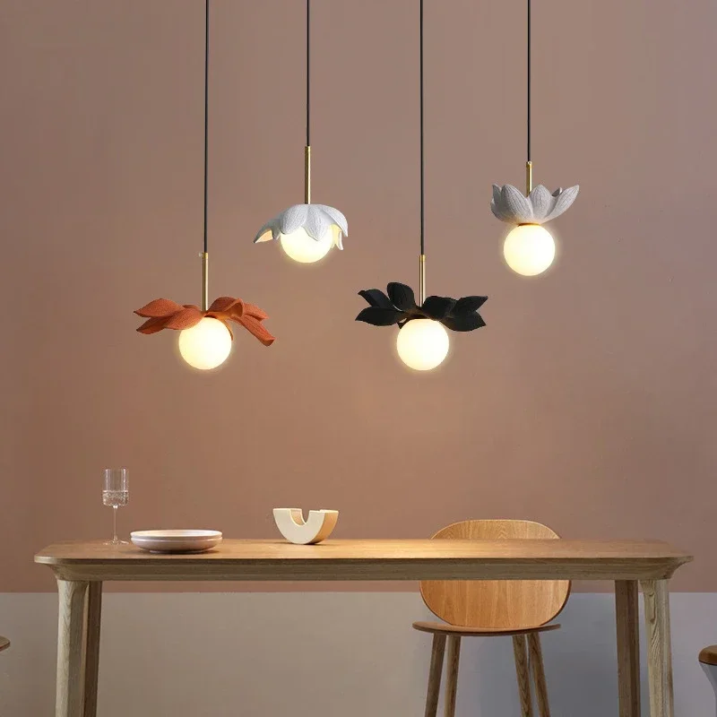 Nordic colorful modern LED chandeliers living room bedroom bedside apartment bar lamps indoor lightingлюстраподвесная светильник
Nordic colorful modern LED chandeliers living room bedroom bedside apartment bar lamps indoor lightingлюстраподвесная светильник