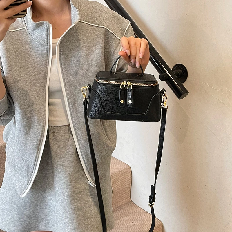 Stylish Leather Ladies Crossbody Bag - Women's Shoulder Messenger Bag, Handbags For Fashion, Luxury By Famous Designer
Stylish Leather Ladies Crossbody Bag - Women's Shoulder Messenger Bag, Handbags For Fashion, Luxury By Famous Designer