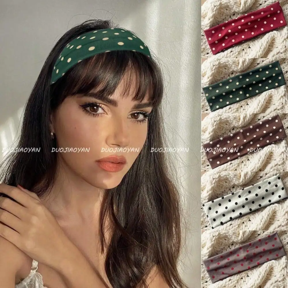 1Pcs Women's Polka Dot Headband, High-End Fashion Polka Dot Hair Accessories, Yoga Elastic Sports Headband.
1Pcs Women's Polka Dot Headband, High-End Fashion Polka Dot Hair Accessories, Yoga Elastic Sports Headband.