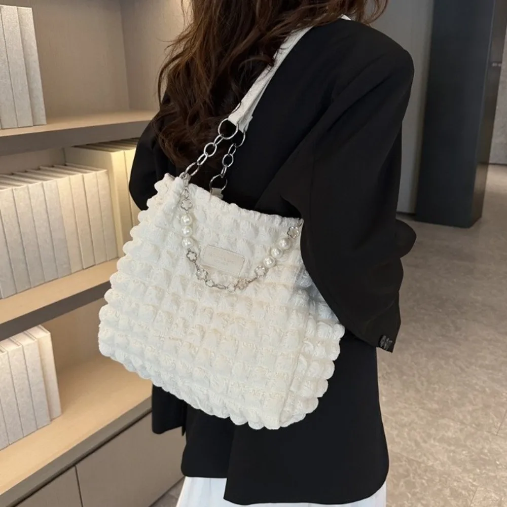 Повседневная плиссированная большая сумка с бисером и цепочкой, большая вместительная клетчатая сумка, однотонная сумка для пельменей, женская сумка с пузырьковым облаком
Повседневная плиссированная большая сумка с бисером и цепочкой, большая вместительная клетчатая сумка, однотонная сумка для пельменей, женская сумка с пузырьковым облаком