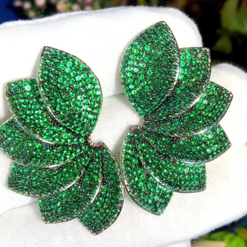Kellybola New Luxury Leaves Petals Romantic Earrings Fashion For Women Daily Wedding Trendy Jewelry Accessories High Quality
Kellybola New Luxury Leaves Petals Romantic Earrings Fashion For Women Daily Wedding Trendy Jewelry Accessories High Quality