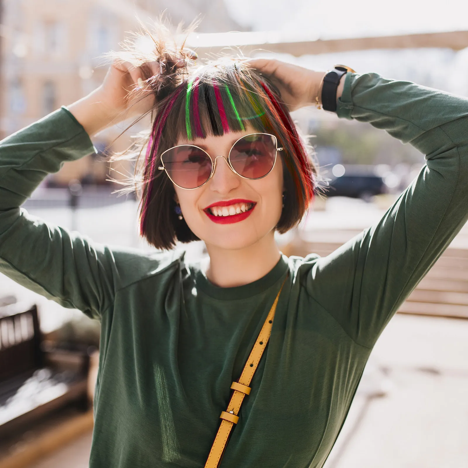 Набор для укладки волос: 1 комплект блестящих нитей для кос и причесок, временные аксессуары для укладки с заколками и резинками, разноцветные, сияющие, для всех.
Набор для укладки волос: 1 комплект блестящих нитей для кос и причесок, временные аксессуары для укладки с заколками и резинками, разноцветные, сияющие, для всех.