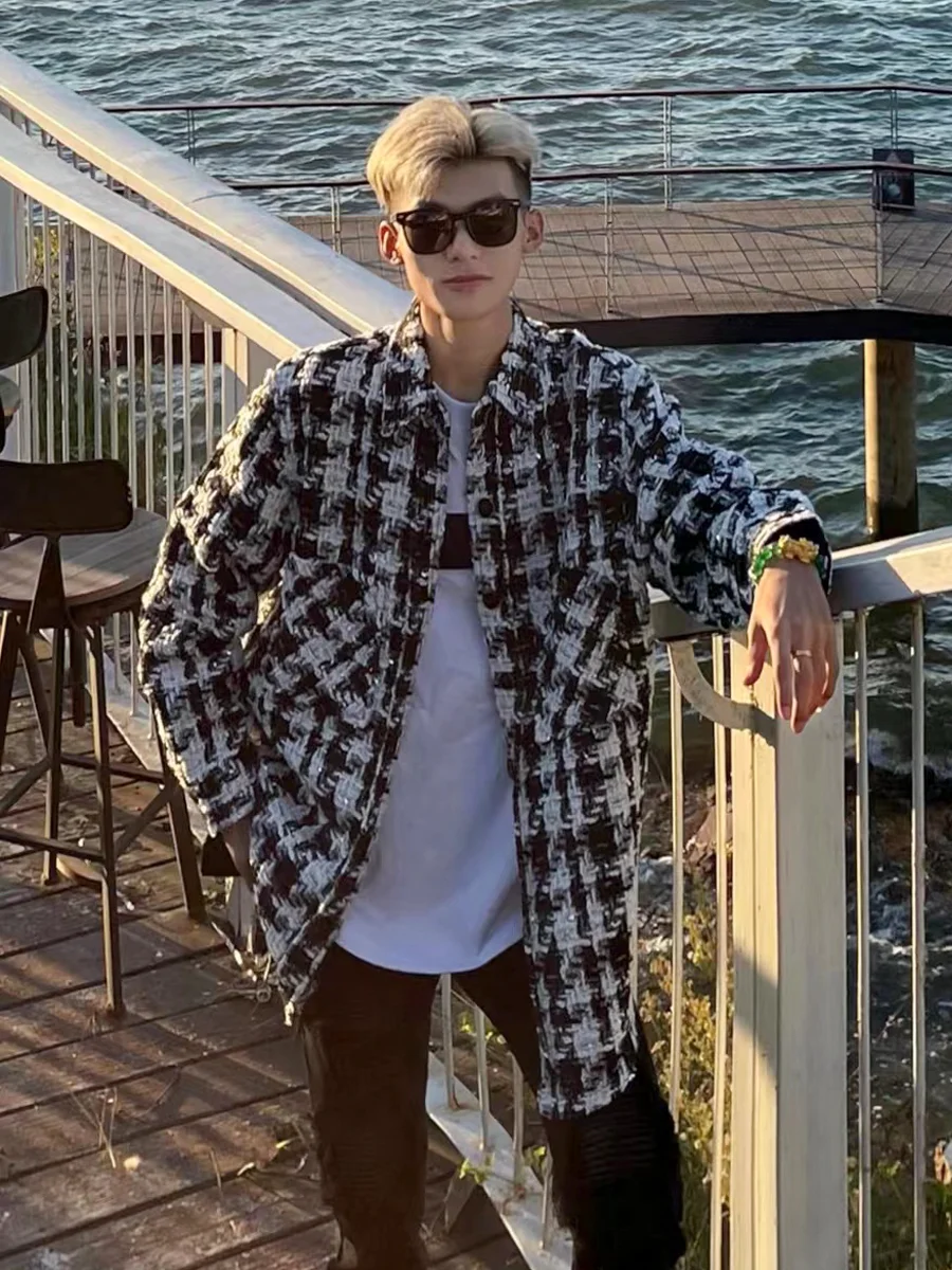 Autumn Winter Plaid Jaet Men's Retro Korean Sle Collar Stand up Bla White Splicing Youth Faion Warm Long Sve Coat
Autumn Winter Plaid Jaet Men's Retro Korean Sle Collar Stand up Bla White Splicing Youth Faion Warm Long Sve Coat