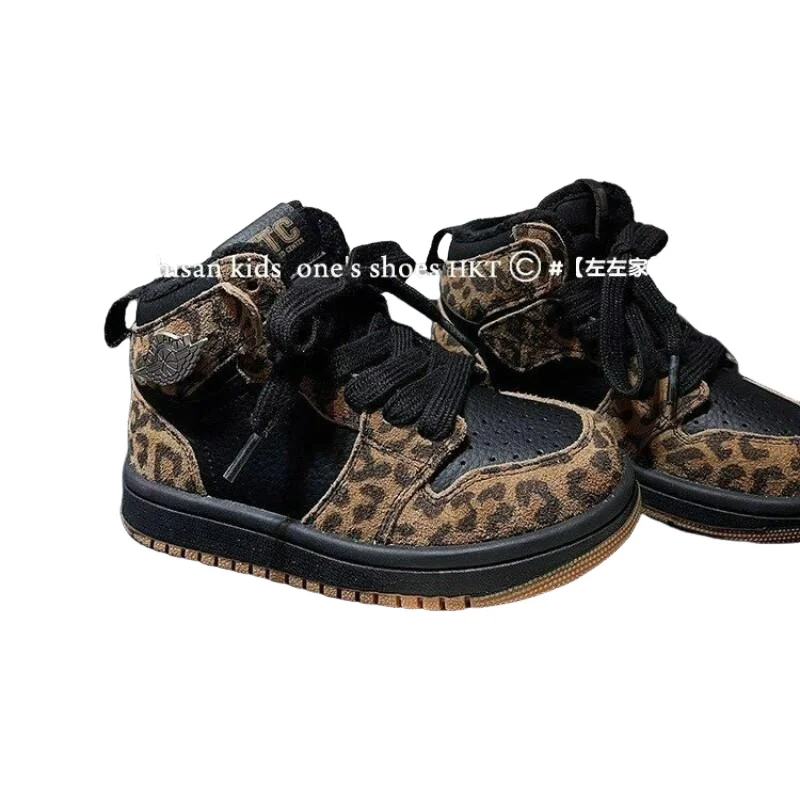 Детские кроссовки Kawaii из натуральной кожи для танцев и активного отдыха, унисекс, уличный стиль, весна, новинка, леопардовый принт, нескользящие
Детские кроссовки Kawaii из натуральной кожи для танцев и активного отдыха, унисекс, уличный стиль, весна, новинка, леопардовый принт, нескользящие