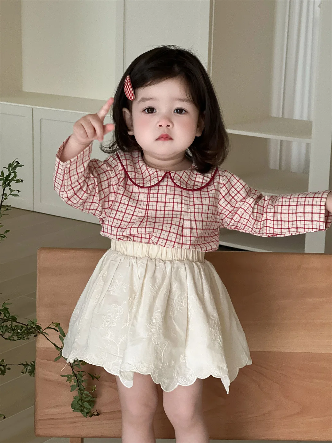 Baby Girl's Spring Korean Style Plaid Doll Shirt Short Skirt Suit Children's Wear
Baby Girl's Spring Korean Style Plaid Doll Shirt Short Skirt Suit Children's Wear