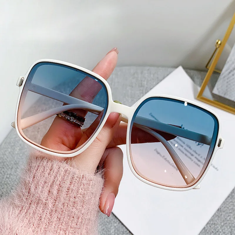 Oversized Sunglasses For Women Fashion Designer Vintage Square Big Frame Sun Glasses Lady Classic Outdoor Gradient Goggles
Oversized Sunglasses For Women Fashion Designer Vintage Square Big Frame Sun Glasses Lady Classic Outdoor Gradient Goggles