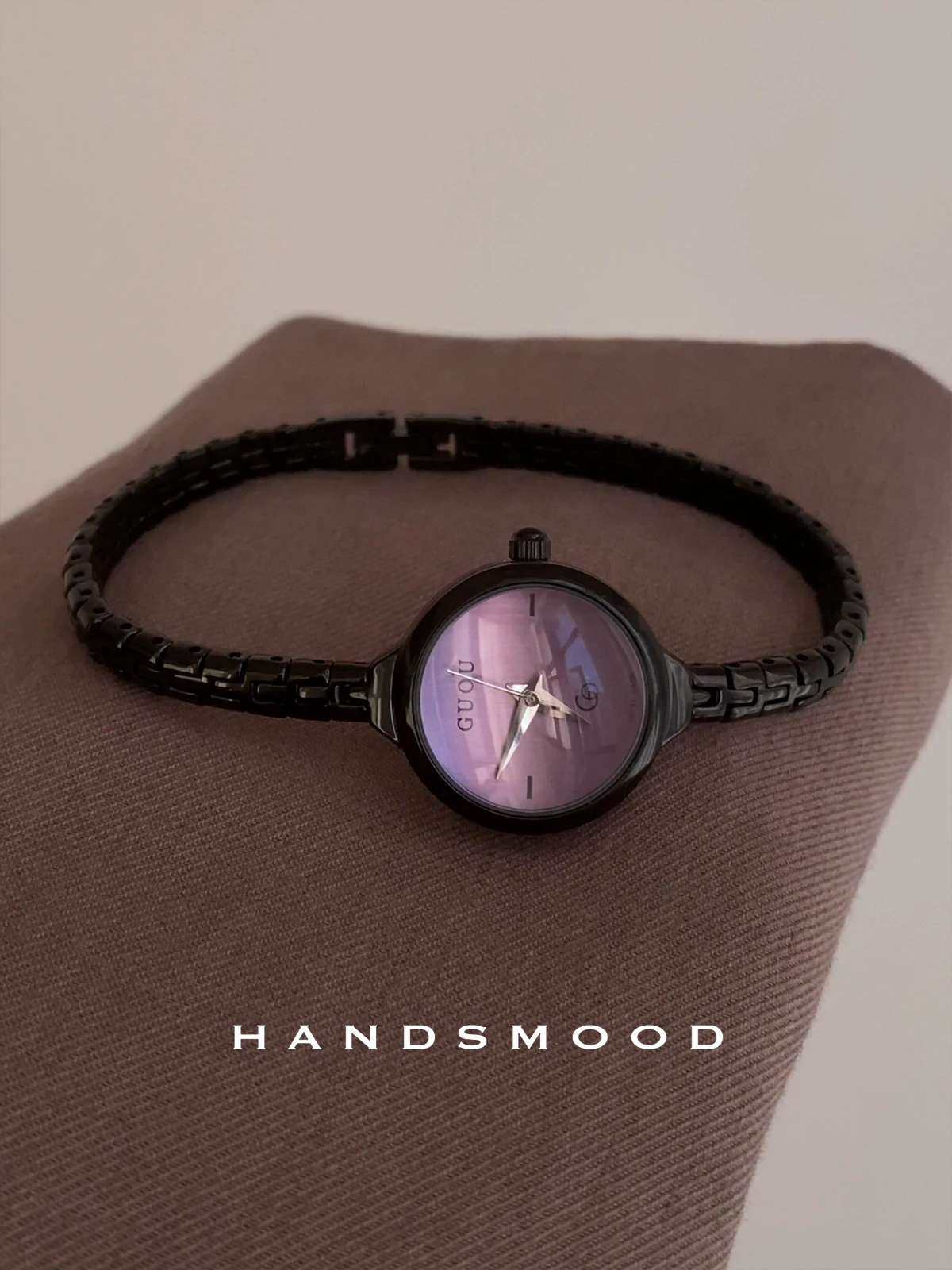 High-end designexquisite retro thin chain quartz women's watchhigh-quality luxury watch, gift for women, women's high-end watch
High-end designexquisite retro thin chain quartz women's watchhigh-quality luxury watch, gift for women, women's high-end watch