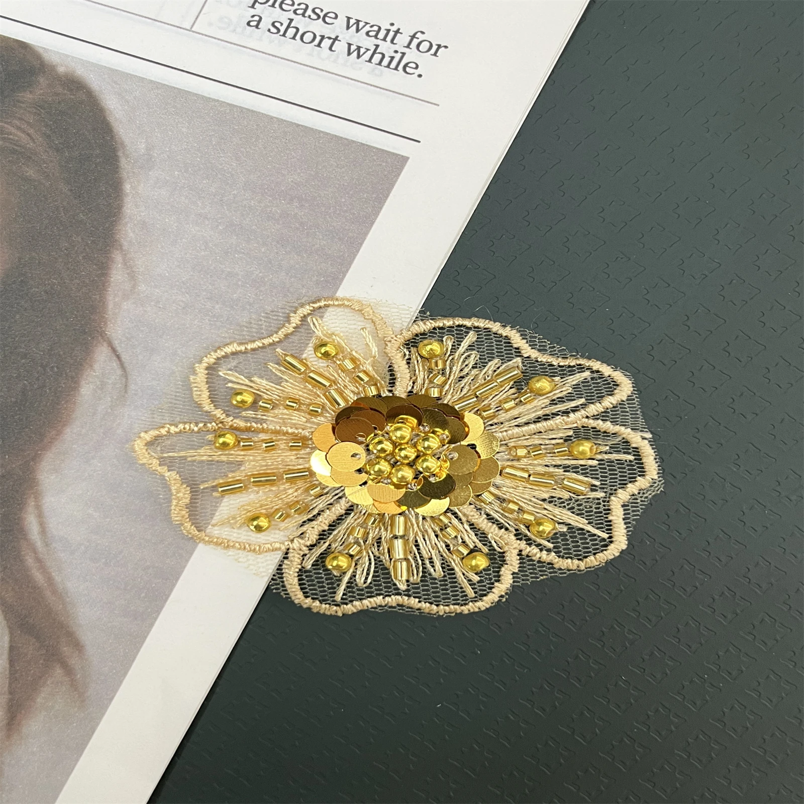 10pcs Artificial Flower Sequins Embroidery Lace Trim Wedding Dresses Skirts Cuffs Decorative Clothing Accessories
10pcs Artificial Flower Sequins Embroidery Lace Trim Wedding Dresses Skirts Cuffs Decorative Clothing Accessories