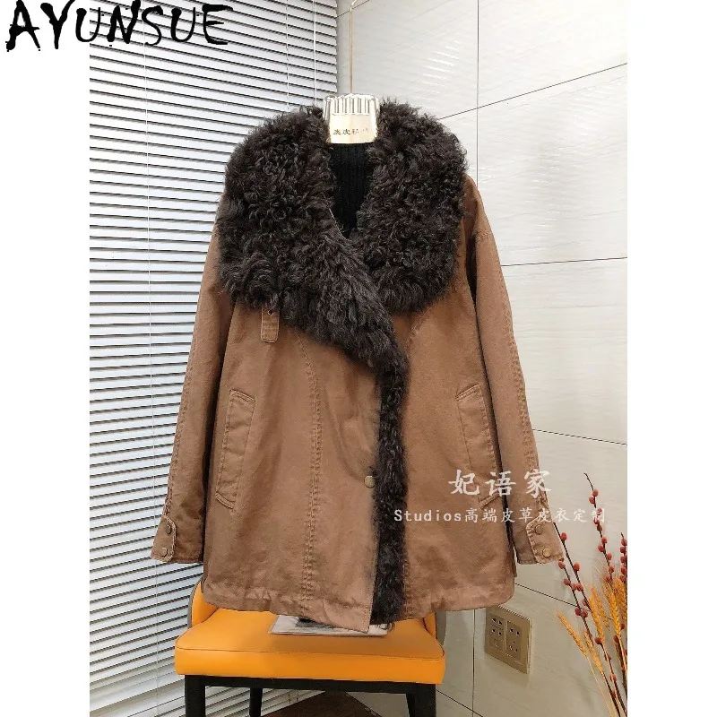 AYUNSUE White Goose Down Jacket Woman Wool Collar Mid-length Outerwears Warm Women Winter Coats Woman Clothes High Quality
AYUNSUE White Goose Down Jacket Woman Wool Collar Mid-length Outerwears Warm Women Winter Coats Woman Clothes High Quality