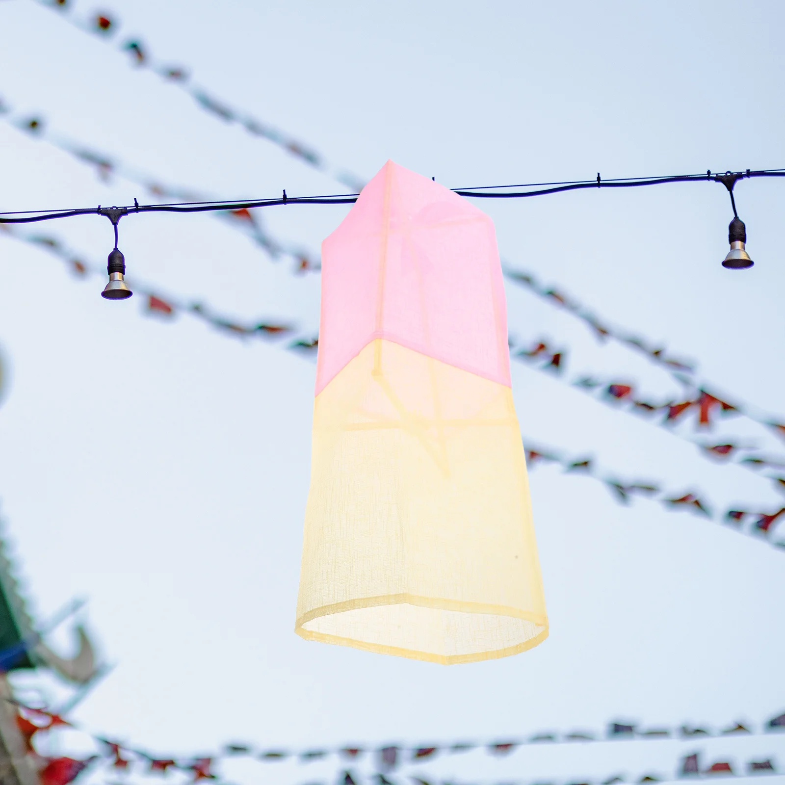 Silk Lighting Hanging Lantern Home Decor Yard Korean Style Food Shop Scene Layout Ornament Reusable Safe Practical ABS Materials
Silk Lighting Hanging Lantern Home Decor Yard Korean Style Food Shop Scene Layout Ornament Reusable Safe Practical ABS Materials