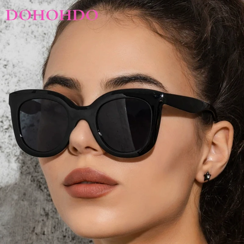 DOHOHDO New Big Cat Eye Frame Sunglasses Men Women Gray Green Lens UV400 Protection Eyewear Fashion Design Gafas De Sol UV400
DOHOHDO New Big Cat Eye Frame Sunglasses Men Women Gray Green Lens UV400 Protection Eyewear Fashion Design Gafas De Sol UV400