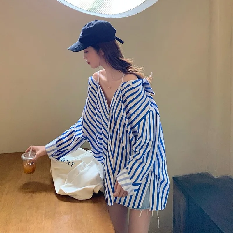 2024 New Women Shirt Spring Autumn Korea Chic Simple Casual Ladies Retro Striped Off-Shoulder Design Long-Sleeved Blouses
2024 New Women Shirt Spring Autumn Korea Chic Simple Casual Ladies Retro Striped Off-Shoulder Design Long-Sleeved Blouses