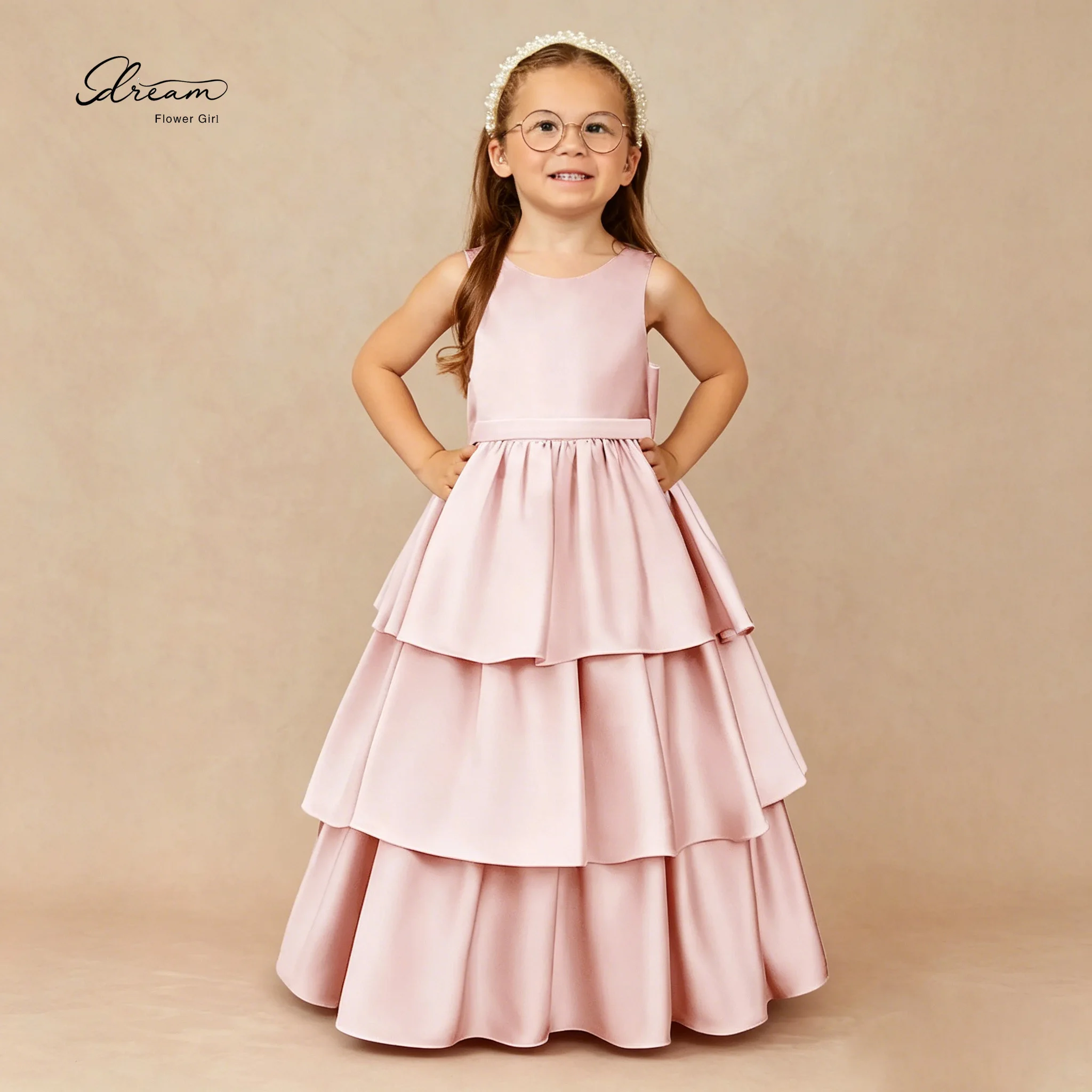 Blush Pink Flower Girl Dress Sleeveless Tiered Satin Skirt Kids Wedding Party First Communion Pageant Bridesmaid
Blush Pink Flower Girl Dress Sleeveless Tiered Satin Skirt Kids Wedding Party First Communion Pageant Bridesmaid