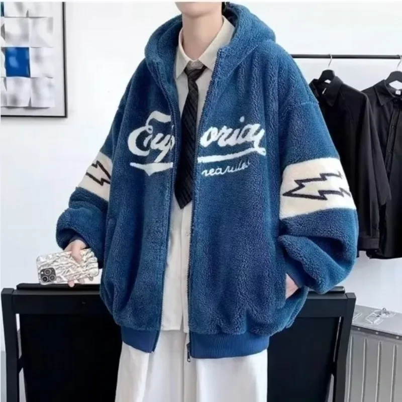 New Lamb Fleece Jacket Men Winter Thickened Korean Version Hoodie Trend Y2k Loose Couple Streetwear Y2k Warm Hooded Coat Jackets
New Lamb Fleece Jacket Men Winter Thickened Korean Version Hoodie Trend Y2k Loose Couple Streetwear Y2k Warm Hooded Coat Jackets
