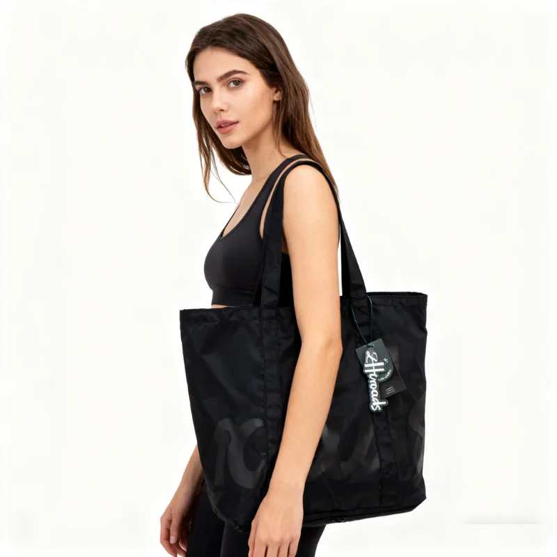 Модная черная складная большая сумка — сумка через плечо большой вместимости, портативная легкая сумка с шикарным дизайном для спортзала/фитса/ежедневного использования
Модная черная складная большая сумка — сумка через плечо большой вместимости, портативная легкая сумка с шикарным дизайном для спортзала/фитса/ежедневного использования