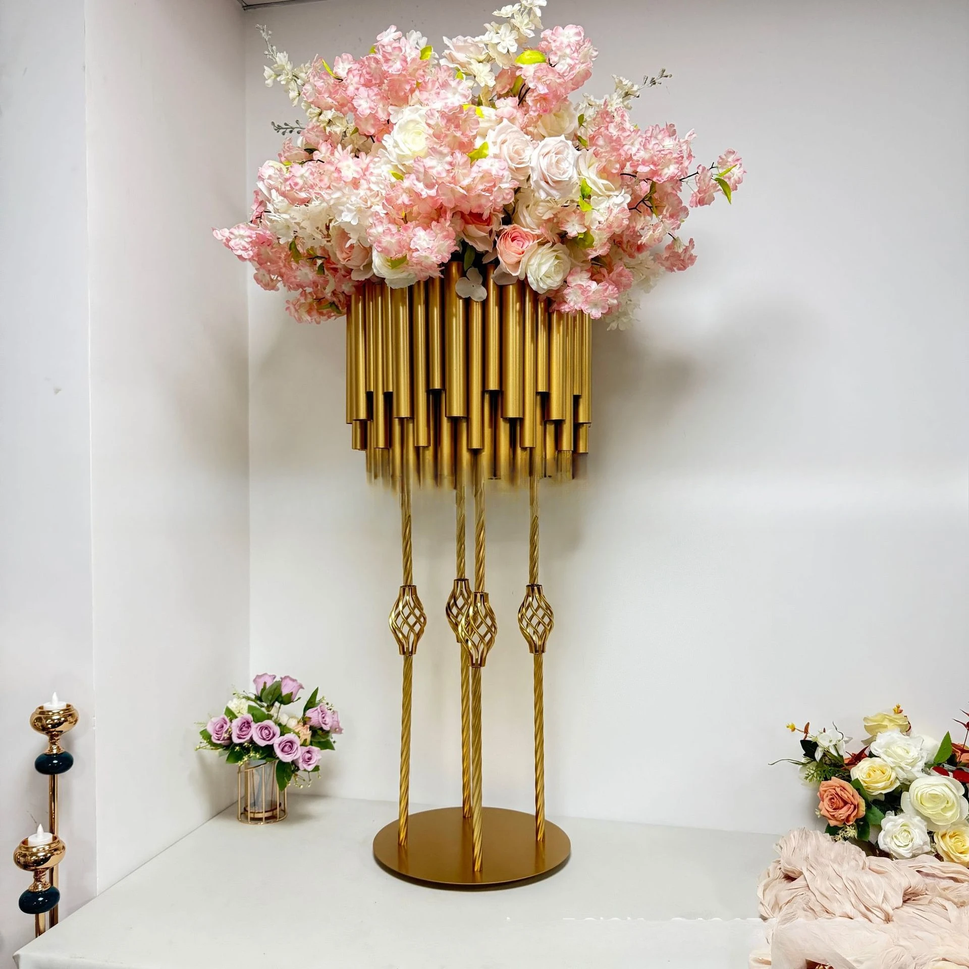 Factory Direct 2026 Top Rated European Home Crafts Light Luxury Creative Iron Step by Step Flower Ornament Wedding
Factory Direct 2026 Top Rated European Home Crafts Light Luxury Creative Iron Step by Step Flower Ornament Wedding