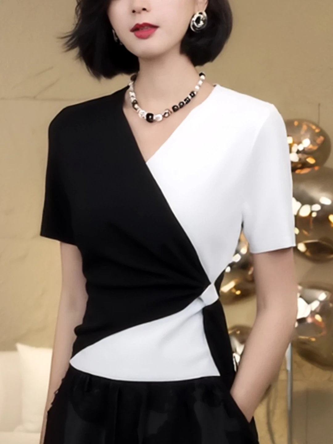 Elegant Color Block Short Sleeve T-Shirt Women's Slim Fit Versatile Top Korean Style Commute Fashion Summer New Arrival
Elegant Color Block Short Sleeve T-Shirt Women's Slim Fit Versatile Top Korean Style Commute Fashion Summer New Arrival