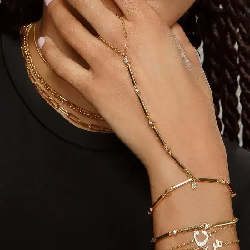 2026 Gold Color Long Tassel With Slippy Bar Bling Round Oval Triangle CZ Setting Women Unique Bracelet Wrap One's Finger Jewelry
2026 Gold Color Long Tassel With Slippy Bar Bling Round Oval Triangle CZ Setting Women Unique Bracelet Wrap One's Finger Jewelry