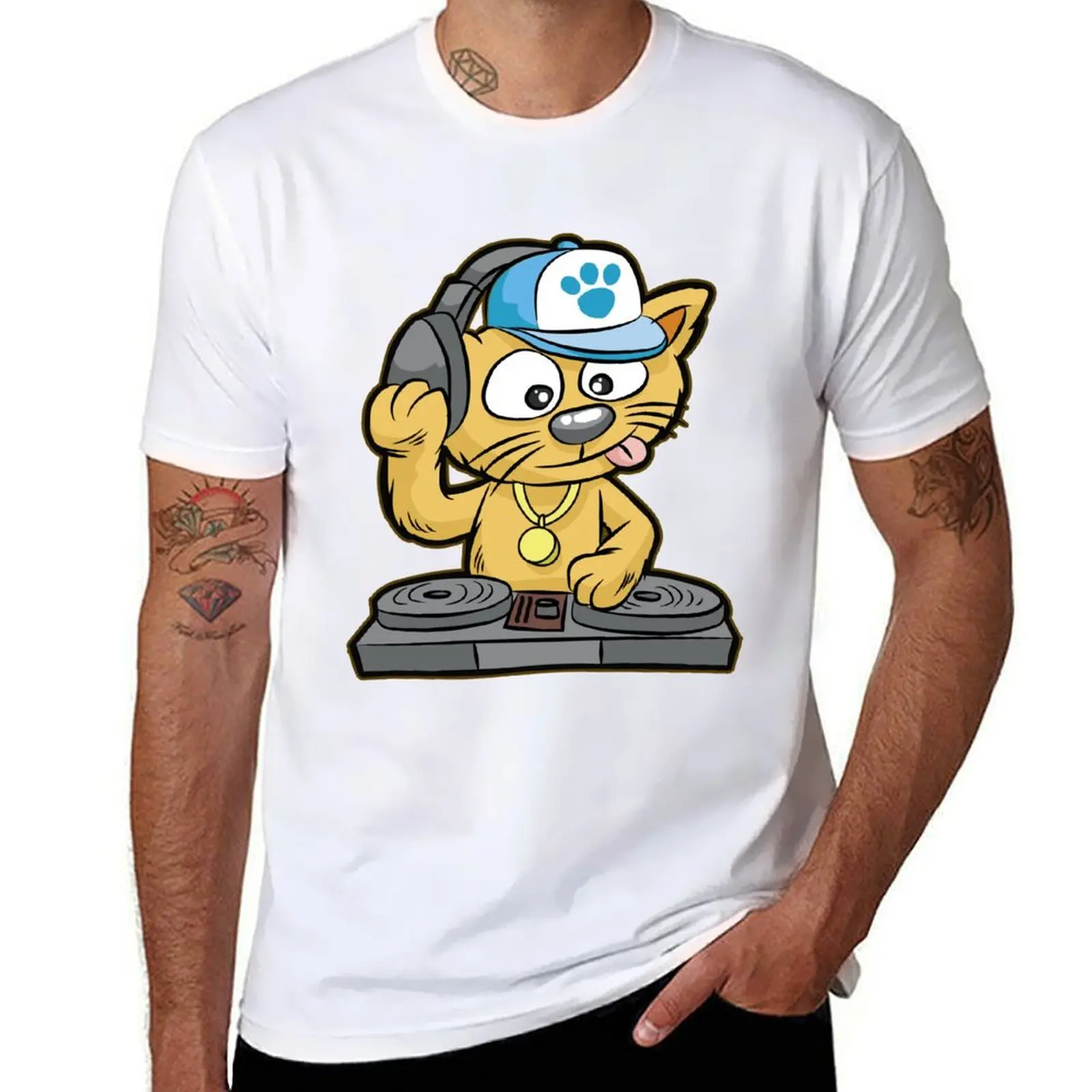 DJ CAT Cat Turntable Music MC Comic T-Shirt man t shirt summer t shirts with prints T-Shirt
DJ CAT Cat Turntable Music MC Comic T-Shirt man t shirt summer t shirts with prints T-Shirt