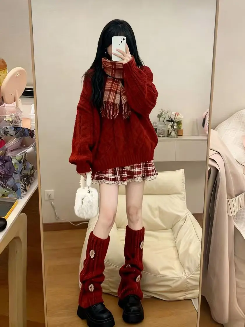 Ретро-комплект в стиле колледж: красная юбка в клетку с оборками и вязаный свитер с V-образным вырезом, облегающий комплект для женщин...
Ретро-комплект в стиле колледж: красная юбка в клетку с оборками и вязаный свитер с V-образным вырезом, облегающий комплект для женщин...