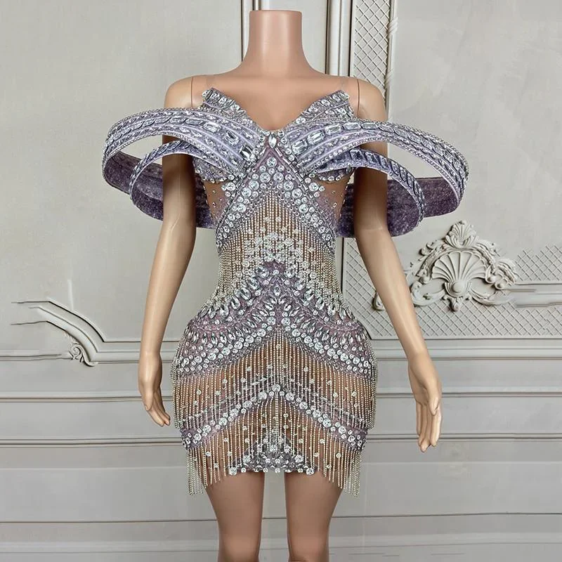 Glitter Evening Dress Sexy Rhinestone Party Oufit Off Shouldern Tassel Dress Gogo Nightclub Clubwear Singer Stage Costume yj739
Glitter Evening Dress Sexy Rhinestone Party Oufit Off Shouldern Tassel Dress Gogo Nightclub Clubwear Singer Stage Costume yj739