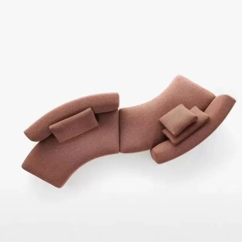 Бескаркасный диван-луна, современный угловой диван для отдыха, изогнутая комбинированная тканевая софа
Бескаркасный диван-луна, современный угловой диван для отдыха, изогнутая комбинированная тканевая софа