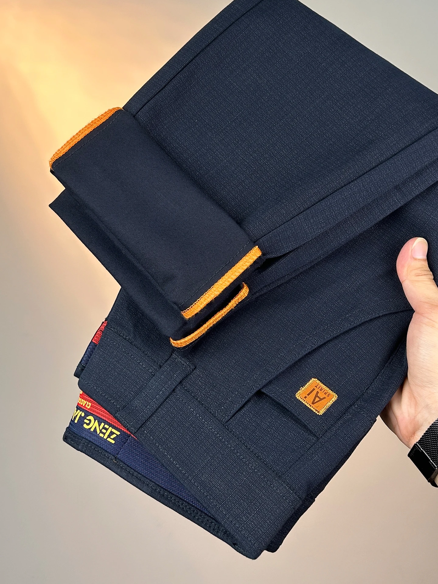 Мужские повседневные брюки с флисовой подкладкой, утепленные, прямого кроя, ветрозащитные, теплые, весна-осень, новые, с эластичным поясом
Мужские повседневные брюки с флисовой подкладкой, утепленные, прямого кроя, ветрозащитные, теплые, весна-осень, новые, с эластичным поясом