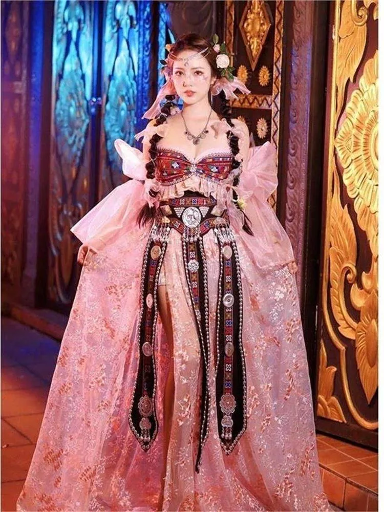 A complete set of ethnic characteristic clothing for travel photography and photo shoots pink long dress
A complete set of ethnic characteristic clothing for travel photography and photo shoots pink long dress