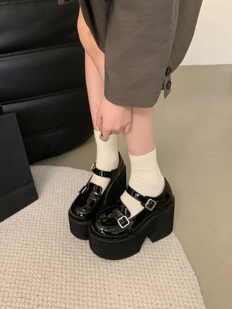 Casual Woman Shoe Shallow Mouth Round Toe Slip-On Solid Fabric Leisure Rubber Flock Lace-Up Round Toe Shallow Mouth Casual Woman
Casual Woman Shoe Shallow Mouth Round Toe Slip-On Solid Fabric Leisure Rubber Flock Lace-Up Round Toe Shallow Mouth Casual Woman