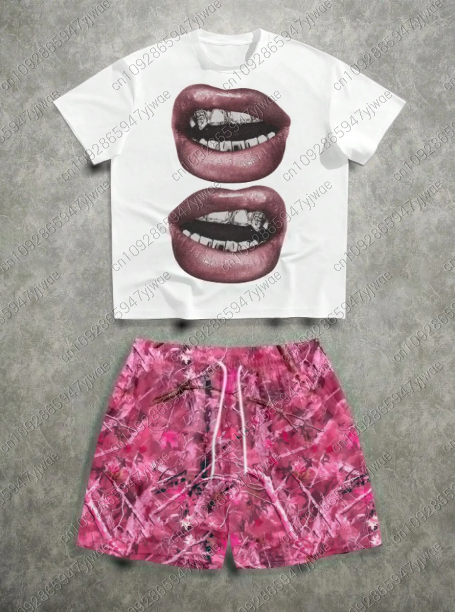 American Style Adult Sport Jogging Plus Size Tracksuit 2 Piece Set Men' Red Lips Print Set Short Sleeve T-Shirt Shorts Set
American Style Adult Sport Jogging Plus Size Tracksuit 2 Piece Set Men' Red Lips Print Set Short Sleeve T-Shirt Shorts Set