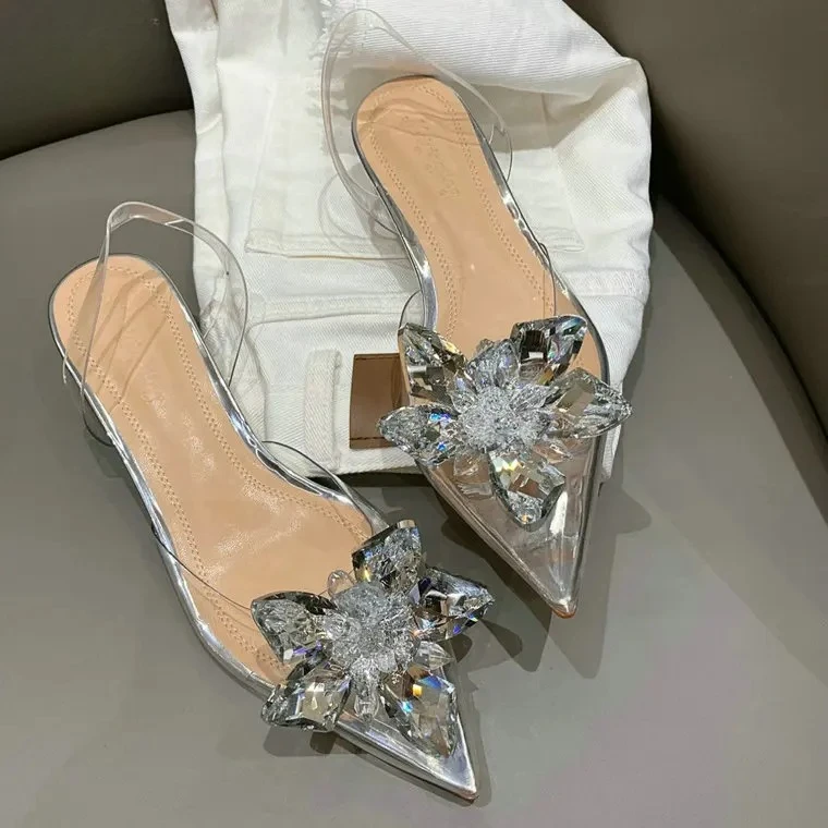 Silver Baotou Sandals Women New Summer Beautiful Pointy Wine Glass Celebrity Crystal Flower Transparent High Heels
Silver Baotou Sandals Women New Summer Beautiful Pointy Wine Glass Celebrity Crystal Flower Transparent High Heels