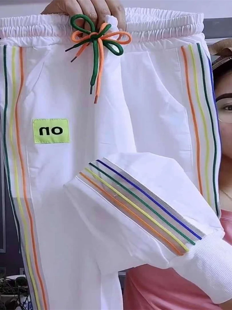 Новинка 2024, спортивные брюки из ледяного шелка Qui Dry, женские летние тонкие повседневные свободные брюки Harlan с радужной боковой полоской, девять очков
Новинка 2024, спортивные брюки из ледяного шелка Qui Dry, женские летние тонкие повседневные свободные брюки Harlan с радужной боковой полоской, девять очков