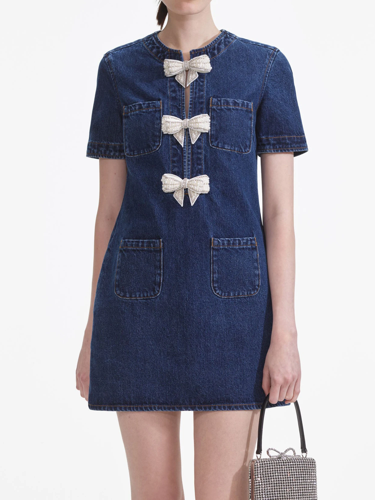 High Waist Denim Dress with Embellished Knot And Waist-Cinching Detail for Spring Summer Autumn Women's Fashion
High Waist Denim Dress with Embellished Knot And Waist-Cinching Detail for Spring Summer Autumn Women's Fashion