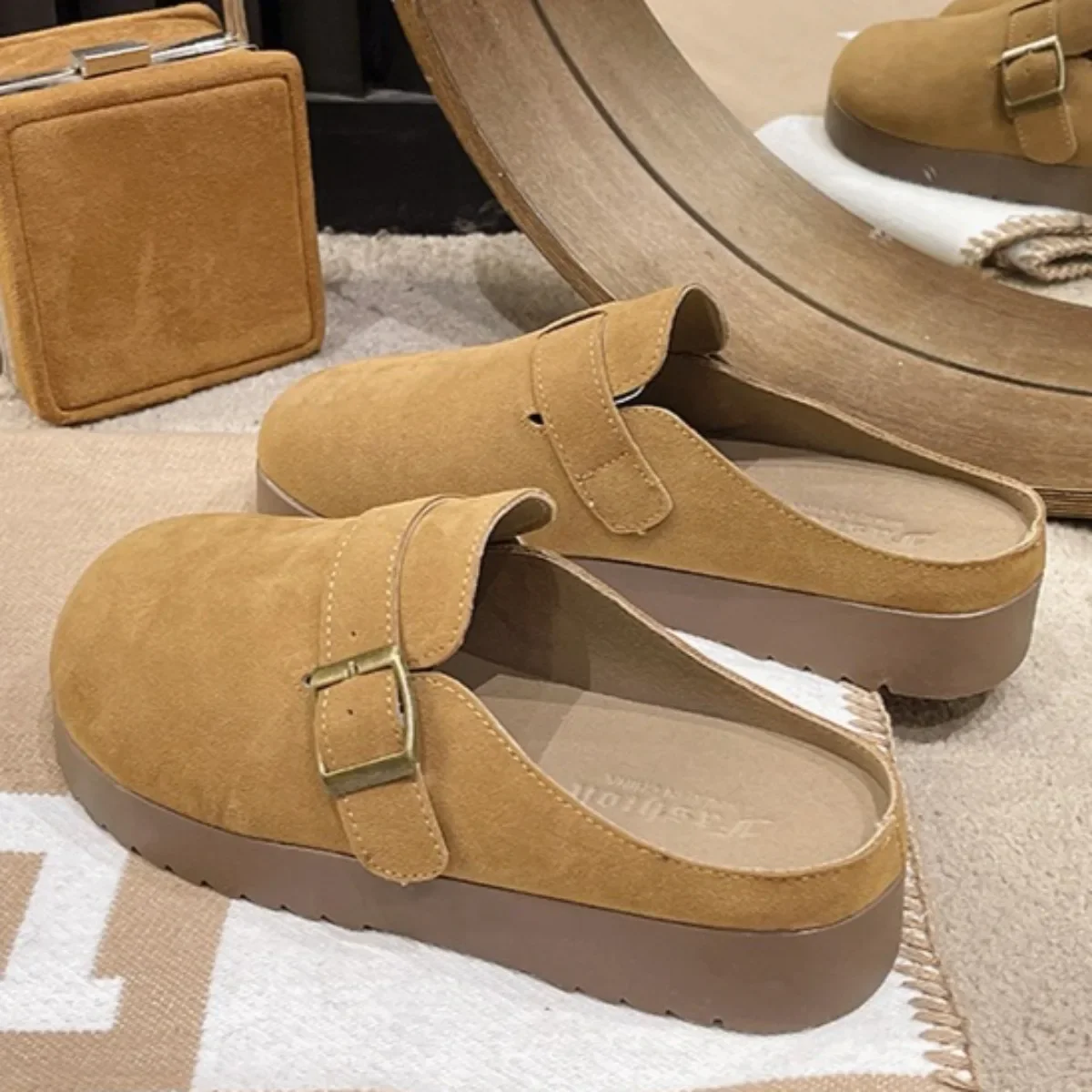 Всесезонные шлепанцы с закрытым носком — нескользящие сандалии без шнуровки, удобные повседневные уличные тапочки для взрослых, модный первый выбор
Всесезонные шлепанцы с закрытым носком — нескользящие сандалии без шнуровки, удобные повседневные уличные тапочки для взрослых, модный первый выбор