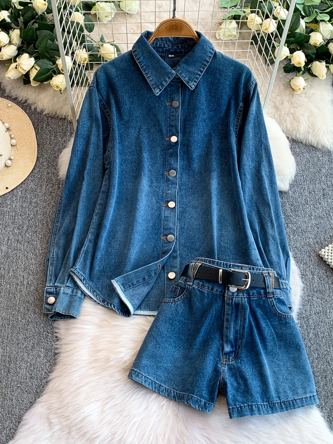 Французская светская мода, винтажная свободная однобортная джинсовая куртка, комплекты из двух предметов, шорты для похудения с высокой талией и ремешками
Французская светская мода, винтажная свободная однобортная джинсовая куртка, комплекты из двух предметов, шорты для похудения с высокой талией и ремешками