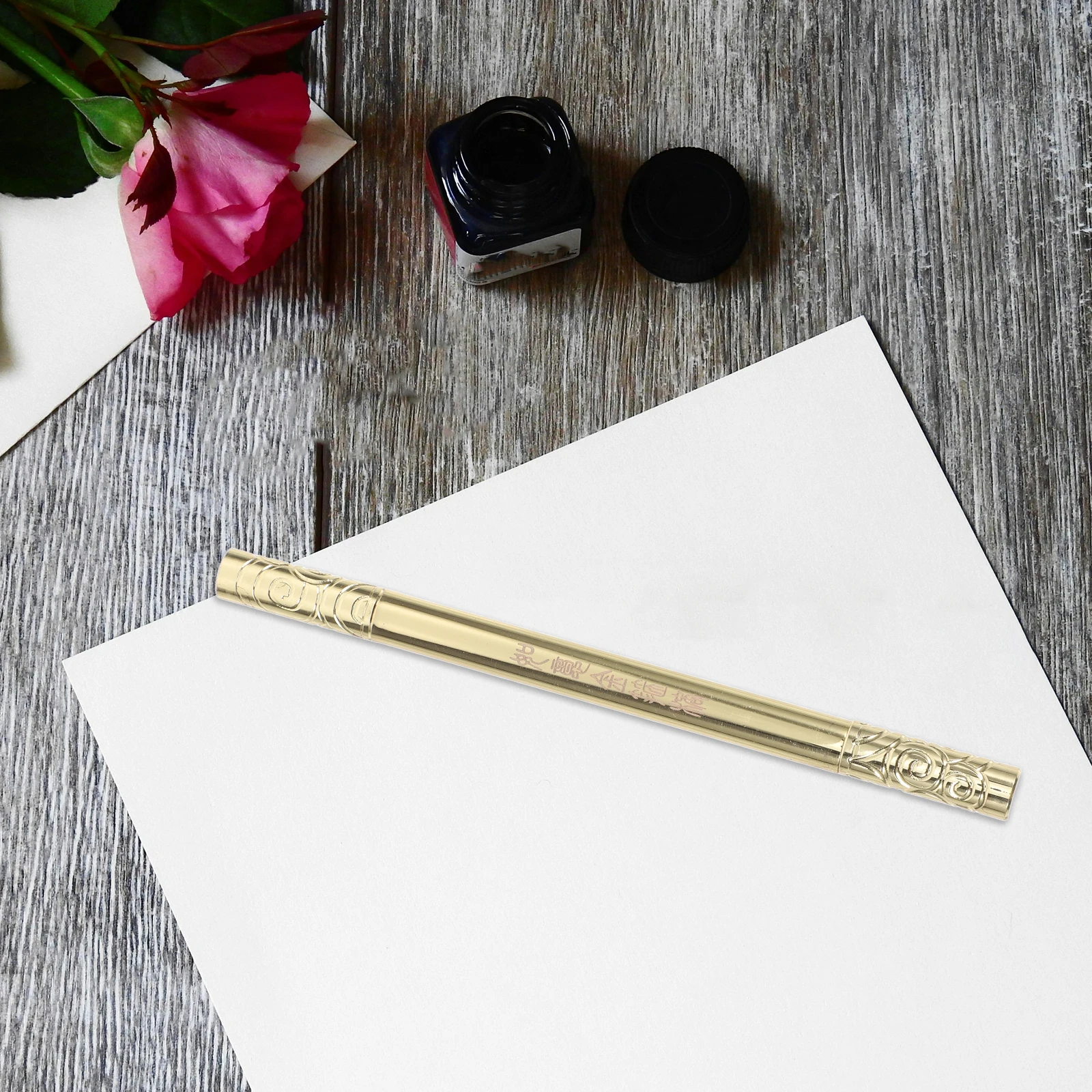 Golden Wukong Metal Ballpoint Unique Cloud Pattern Ruyi Motif Office Desk Decoration Party Favor Birthday Gift Novelty 
Golden Wukong Metal Ballpoint Unique Cloud Pattern Ruyi Motif Office Desk Decoration Party Favor Birthday Gift Novelty