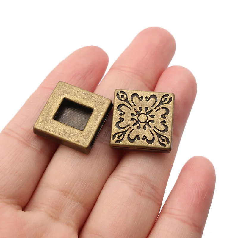 5Pcs Zinc Alloy Vintage Flat Flower Pattern Square Slider Spacer For DIY Leather Cord Bracelet Choker Jewelry Making Accessories
5Pcs Zinc Alloy Vintage Flat Flower Pattern Square Slider Spacer For DIY Leather Cord Bracelet Choker Jewelry Making Accessories
