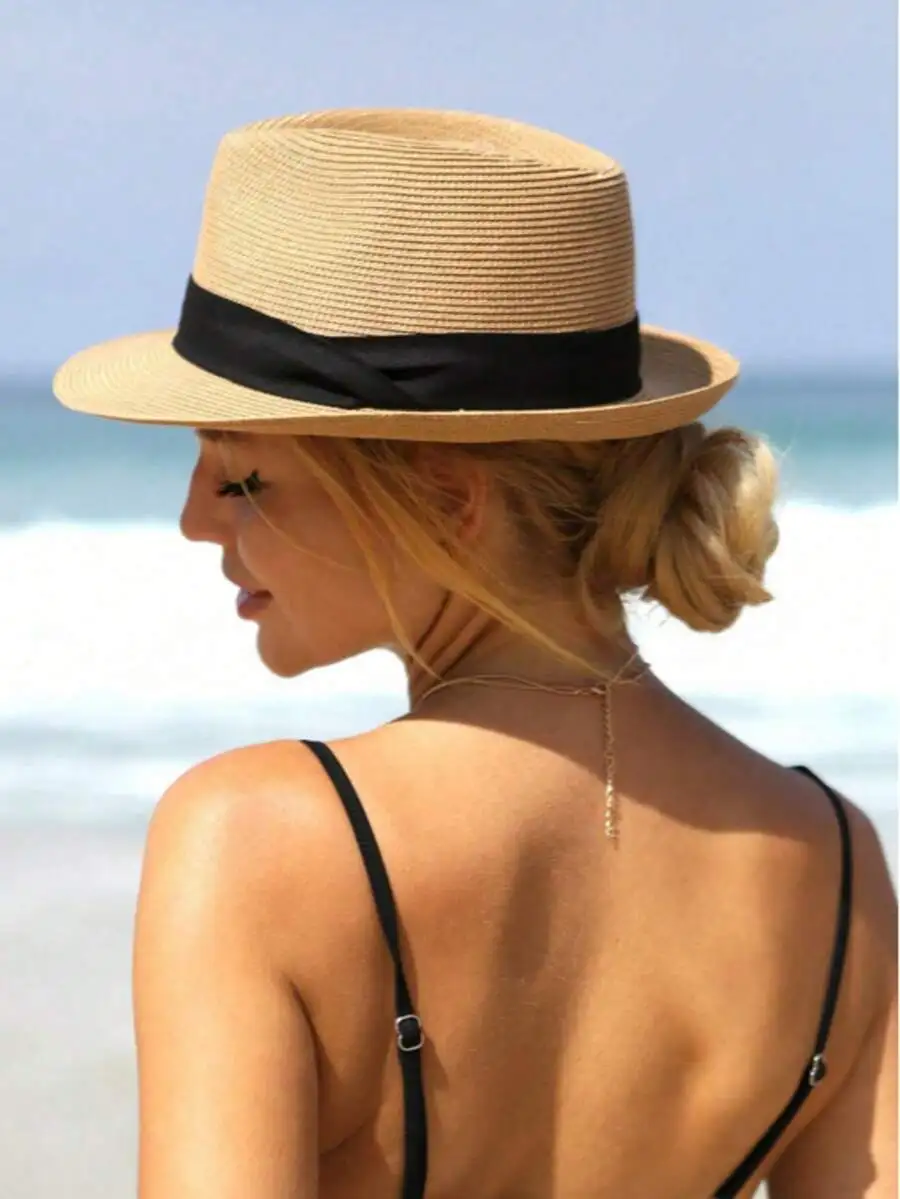 Women's Multi-Functional Sun Hat – Brim Folds Up, Suitable For Beach And Daily Wear, UV Protection, Available In Multiple Colors
Women's Multi-Functional Sun Hat – Brim Folds Up, Suitable For Beach And Daily Wear, UV Protection, Available In Multiple Colors