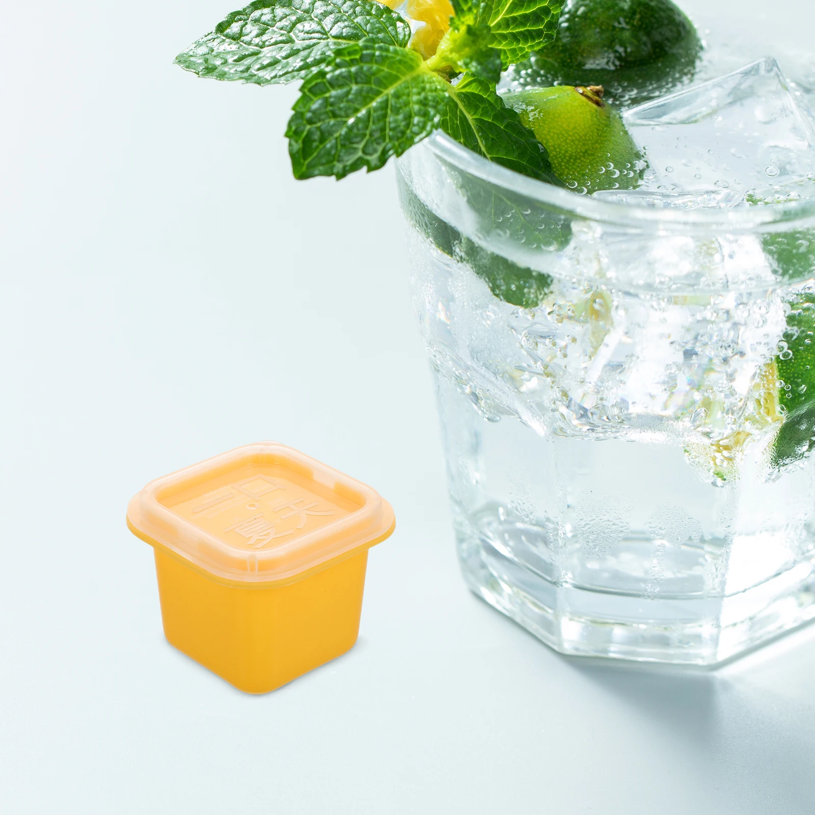 Cube Mold Design Easy Release Fast Freezing Home Use Tray Storage Container Ice Cube Tray Individual Square Ice Trays
Cube Mold Design Easy Release Fast Freezing Home Use Tray Storage Container Ice Cube Tray Individual Square Ice Trays